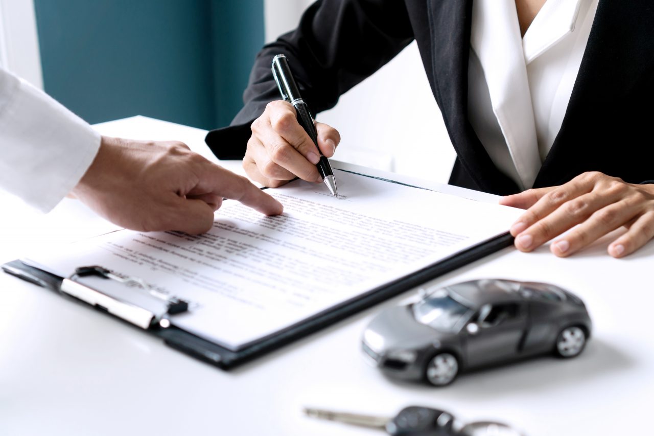 Proprietarii de vehicule pe care nu le folosesc, obligați să plătească RCA. Decizia Curții Europene de Justiție afectează aproape 2 milioane de români