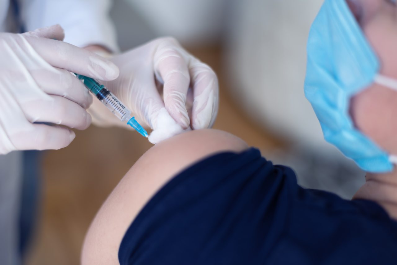 Procesul de imunizare, blocat în mai multe centre din cauza unor probleme la Registrul Național al Vaccinărilor (RENV) | UPDATE: Problema a fost, în mare parte, remediată