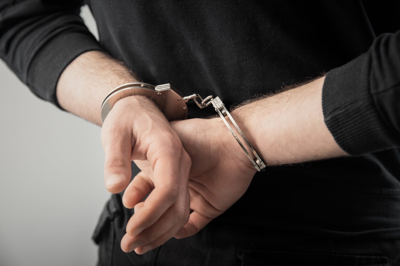 Sclavia, traficul de persoane, traficul de minori, proxenetismul, agresiunea sexuală și tortura nu se mai prescriu. Proiectul legislativ, votat de Camera Deputaților în calitate de for decizional
