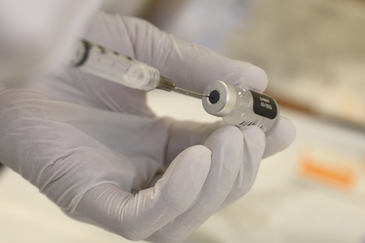 Vaccinul Pfizer, cauza principală pentru scăderea infectărilor cu noul coronavirus! În ce țară a avut loc cel mai mare studiu de până acum
