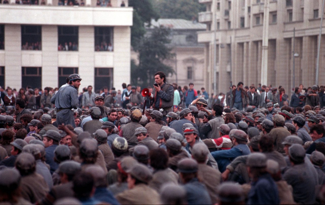 Dosarul „Mineriada” din 13-15 iunie 1990 este refăcut de la ZERO de trei procurori militari și are termen de finalizare 31 iulie 2024