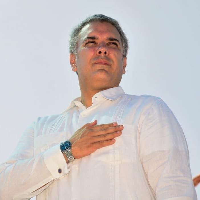 Elicopterul în care se afla preşedintele Columbiei, lovit de gloanţe. Ivan Duque: „Este vorba de un atac laş”