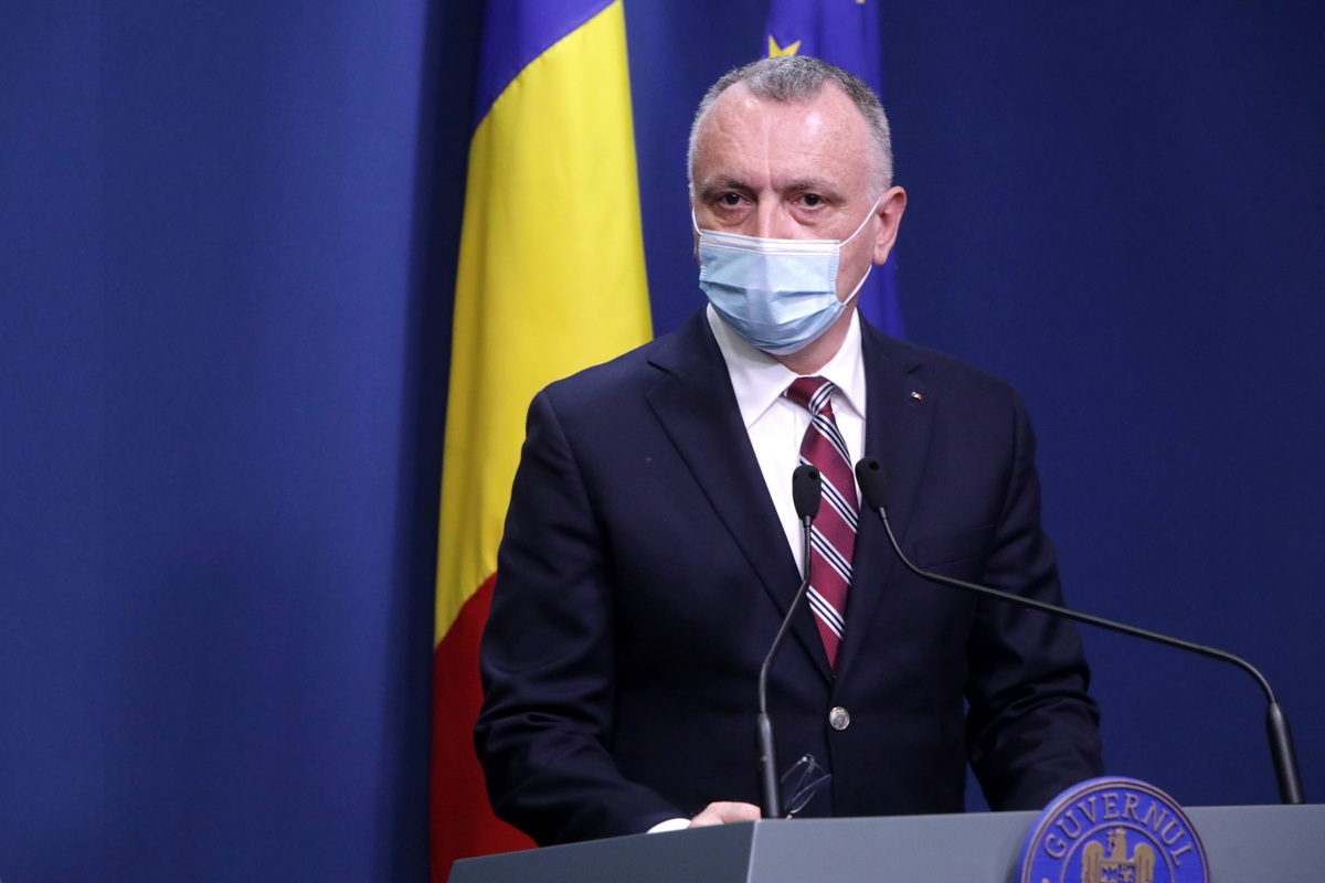 Sorin Cîmpeanu: Facem tot posibilul să evităm învățământul online, altfel înregistrează pierderi încă și mai mari toți elevii
