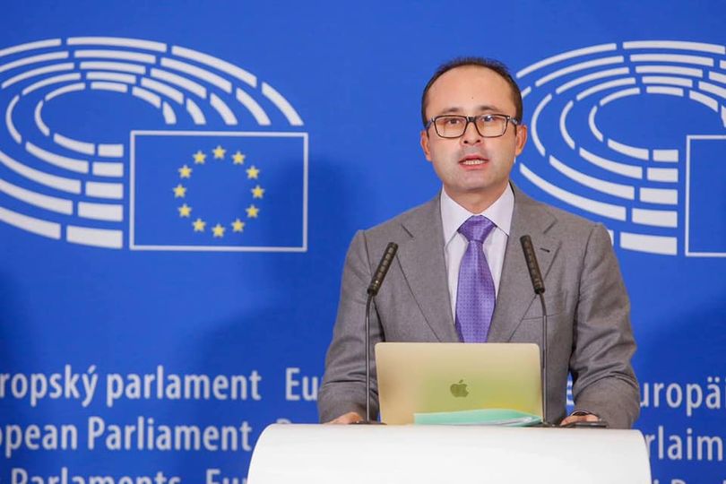 Europarlamentarul Cristian Bușoi critică partidele de opoziție: „Nicăieri în UE politicienii din partidele mari nu alimentează scepticismul față de vaccinare”
