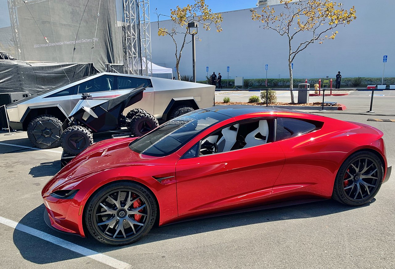 Tesla atacă piața mașinilor sedan. Mercedes și Porche, provocate de compania miliardarului Elon Musk (Galerie FOTO)