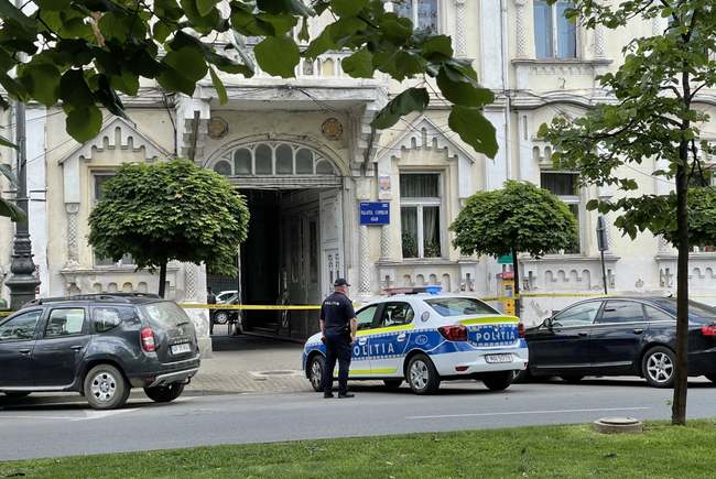 VIDEO| Alertă cu bombă în centrul Aradului. Polițiștii și jandarmii au ajuns la fața locului