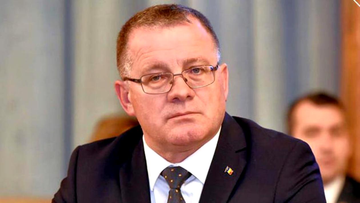 GÂNDUL LIVE. Adrian Oros, ministrul Agriculturii și Dezvoltării Rurale, invitatul ediției de miercuri, 9 iunie, de la ora 18:30