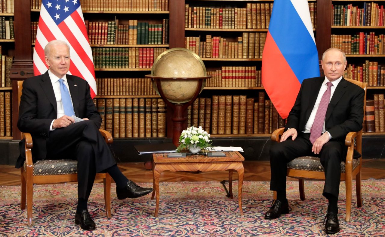 Prima reacție a lui Joe Biden după întâlnirea cu Vladimir Putin. America impune Rusiei noi sancțiuni