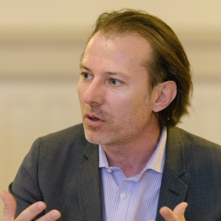 Florin Cîţu: Susţinem turismul românesc / Da, voi ajunge în Vamă când îmi va permite timpul