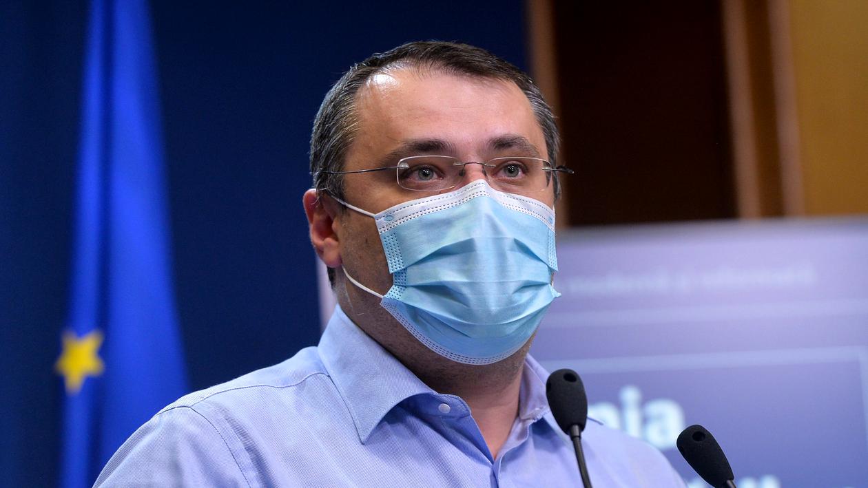 Cristian Ghinea, la moţiunea de cenzură împotriva lui: „Am citit textul moţiunii, este un banc prost”