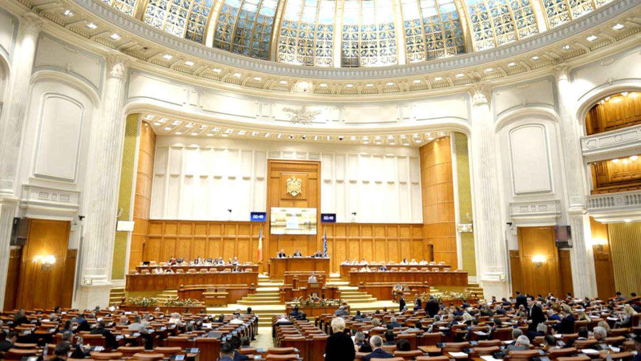 Noua modificare din Codul penal privind incitarea la ură și violenta va crește numărul de dosare de la instanță