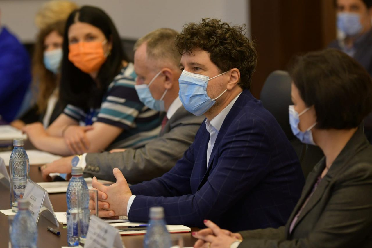 Nicușor Dan a cerut ajutor de la Cîțu pentru preluarea ELCEN: Ne trebuie un avans de 325 milioane de lei. Ce spune edilul despre subvenția prețului gigacaloriei în București
