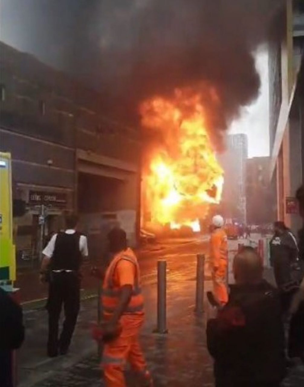 Explozie puternică la o stație de metrou din Londra. Numărul victimelor, încă necunoscut (VIDEO)