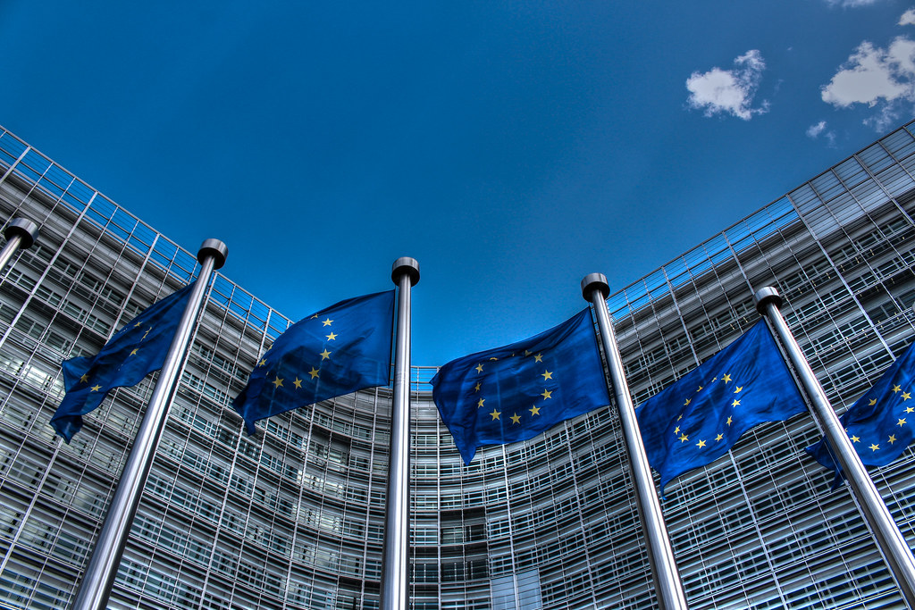 UE a votat INTERZICEREA motoarelor cu motorină și benzină, dar și a hibridelor începând din 2035