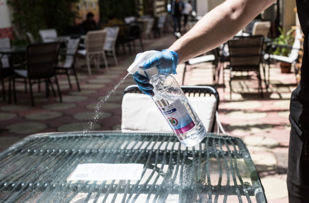 Doar puțin peste 10.000 de firme s-au înscris la schema de ajutor pentru HoReCa, mult sub estimări. Cum și când vor primi beneficiarii banii
