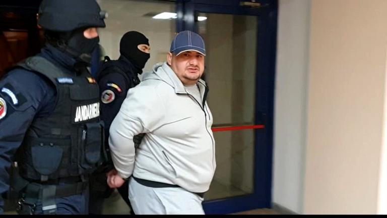 Interlopul care a ordonat asasinarea unui jurnalist din Timișoara, capturat în Italia. Era însoțit omul de încredere al Alinei Bica