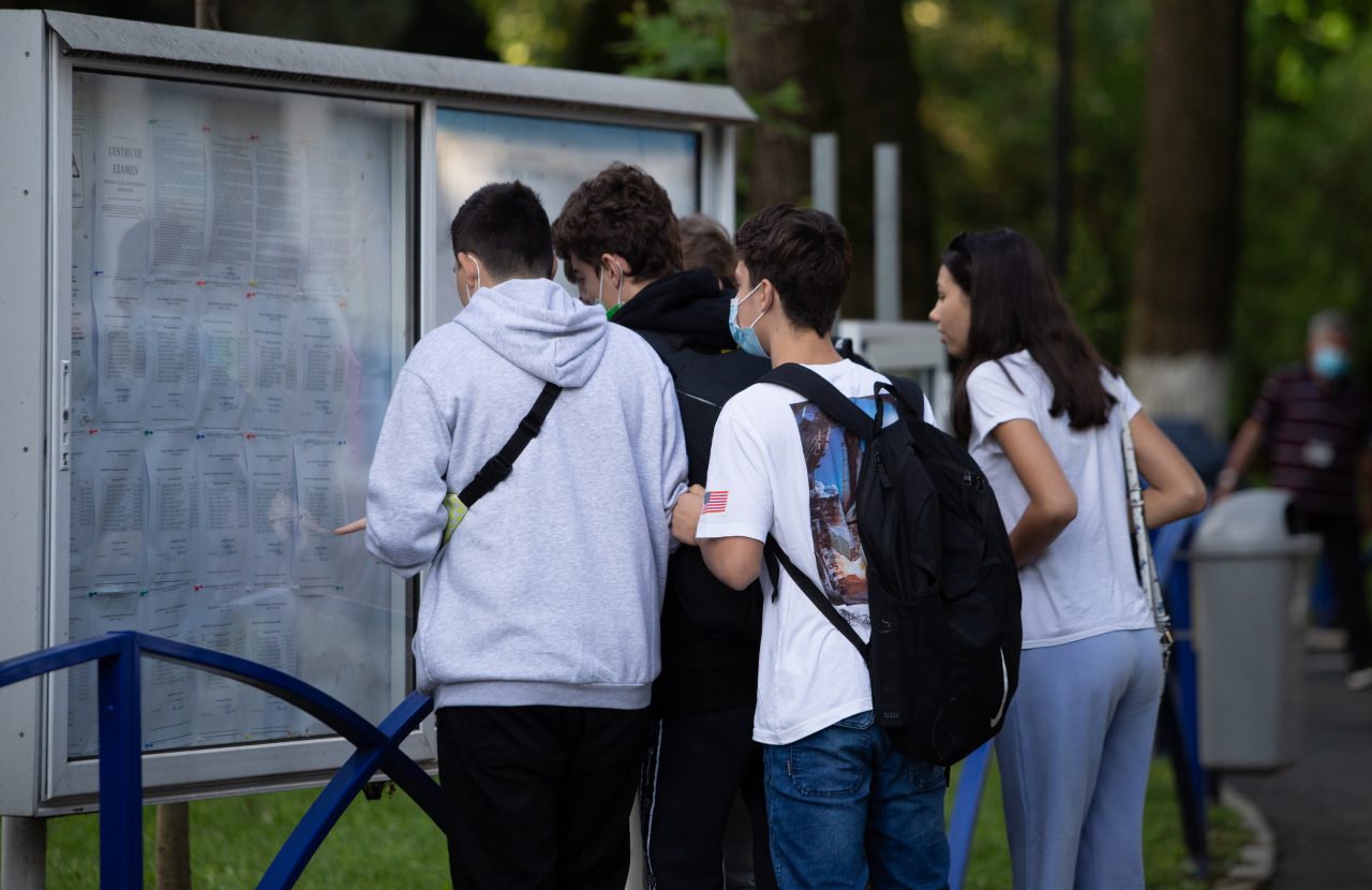 LIVE VIDEO | Cum se rezolvă subiectele la Matematică de la Evaluarea Națională 2021