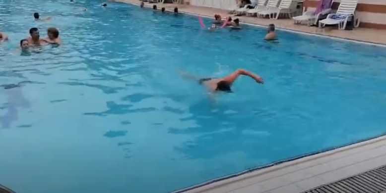 Mii de români au petrecut minivacanța de Rusalii într-o stațiune balneară din ţară