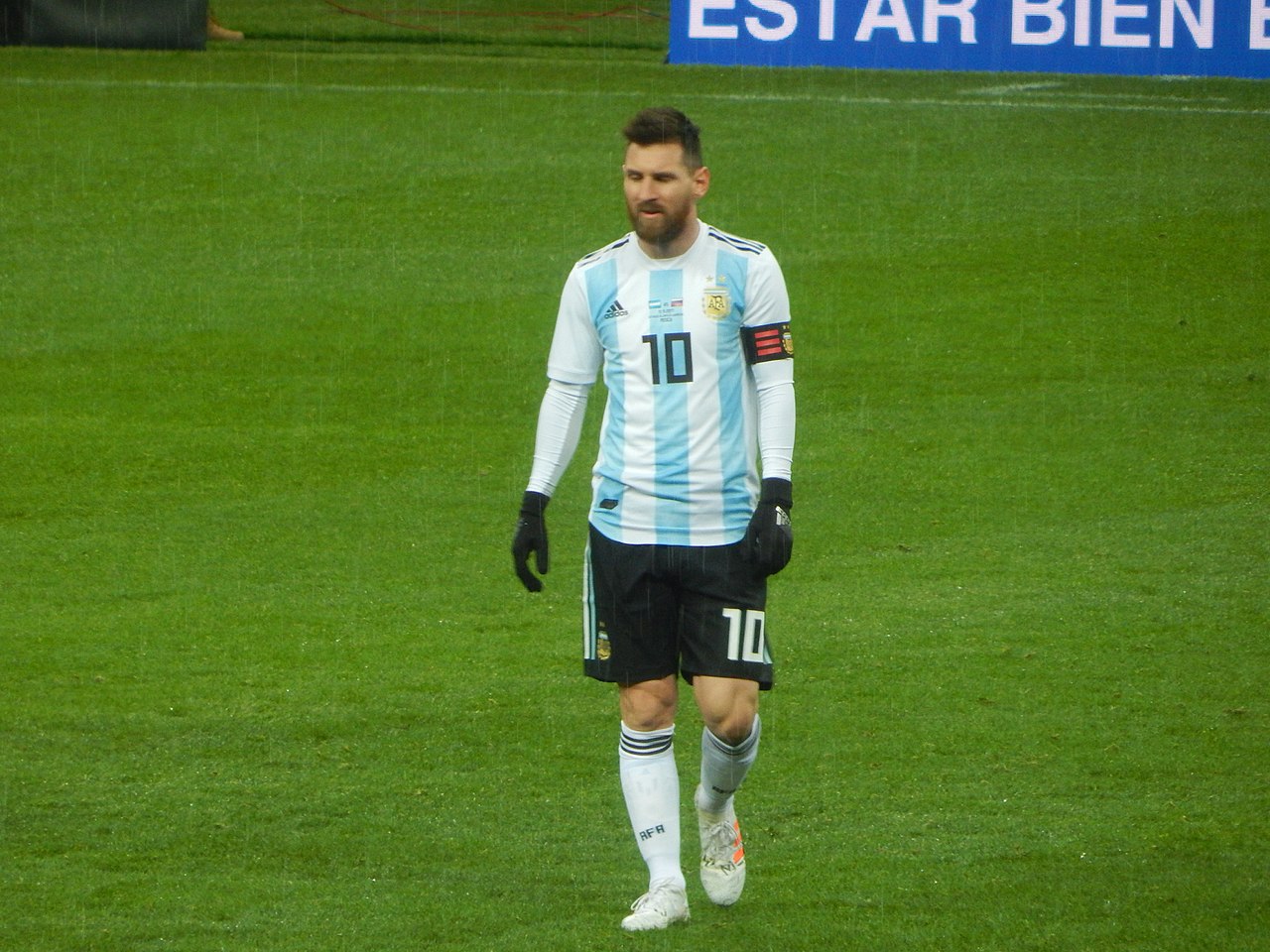 Leo Messi, diagnosticat cu COVID în a doua zi din 2022. Starul lui PSG a particicipat la o petrecere în Argentina