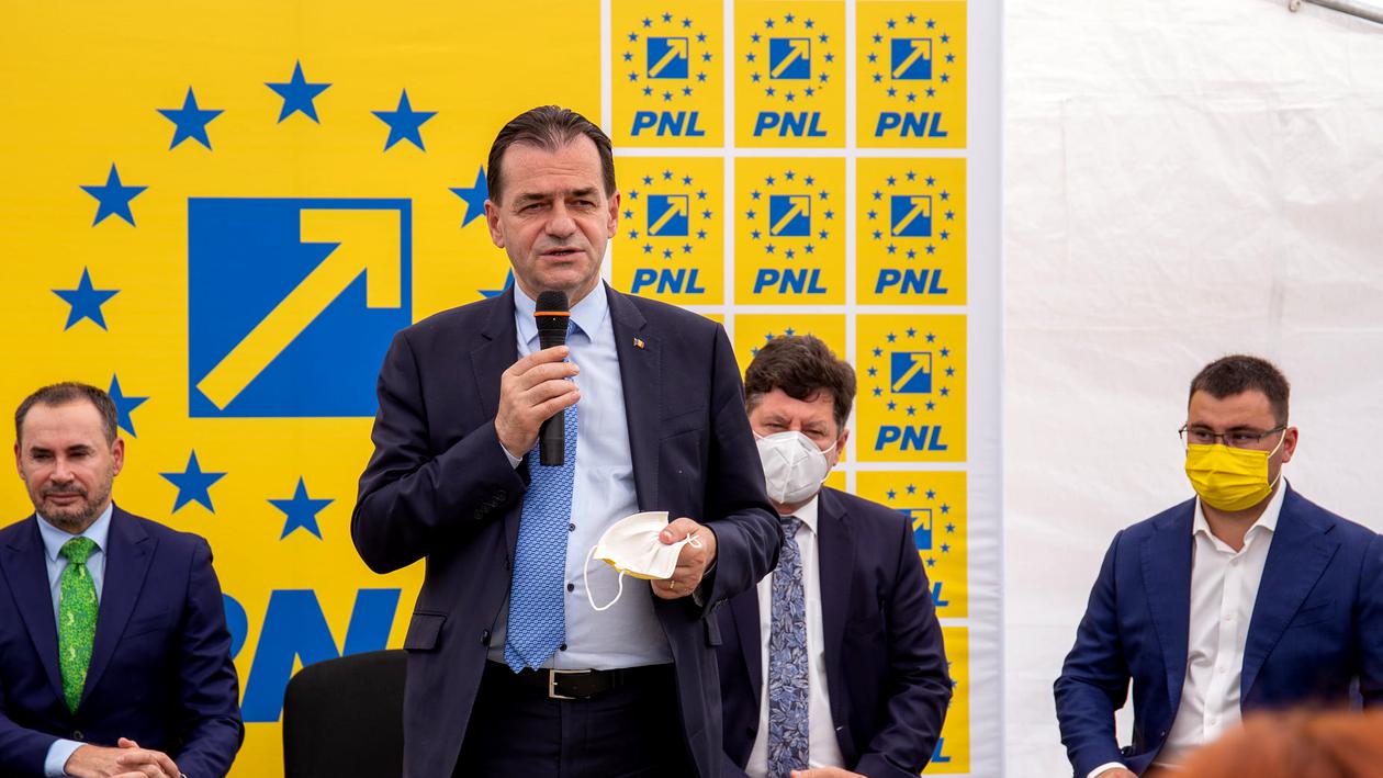 Ludovic Orban, comparat cu Nicolae Ceaușescu de către secretarul general al PNL. Robert Sighiartău: „Am fost amenințat”