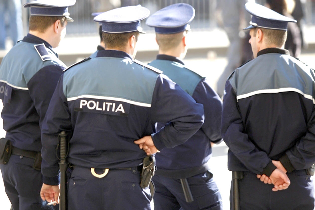 Ce au mai inventat infractorii bucureșteni. Victimele, păcălite să plătească mii de lei (VIDEO)