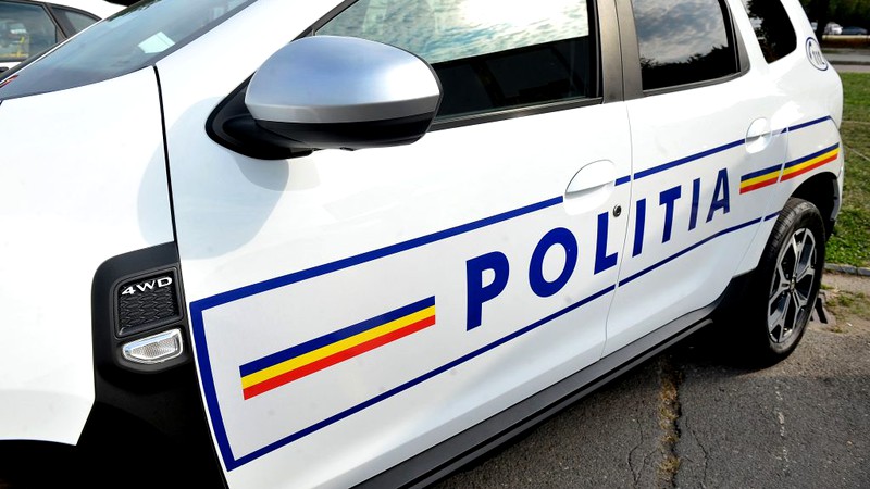 Șofer cu 1,08 alcoolemie și fără permis, prins pe un drum județean din Arad