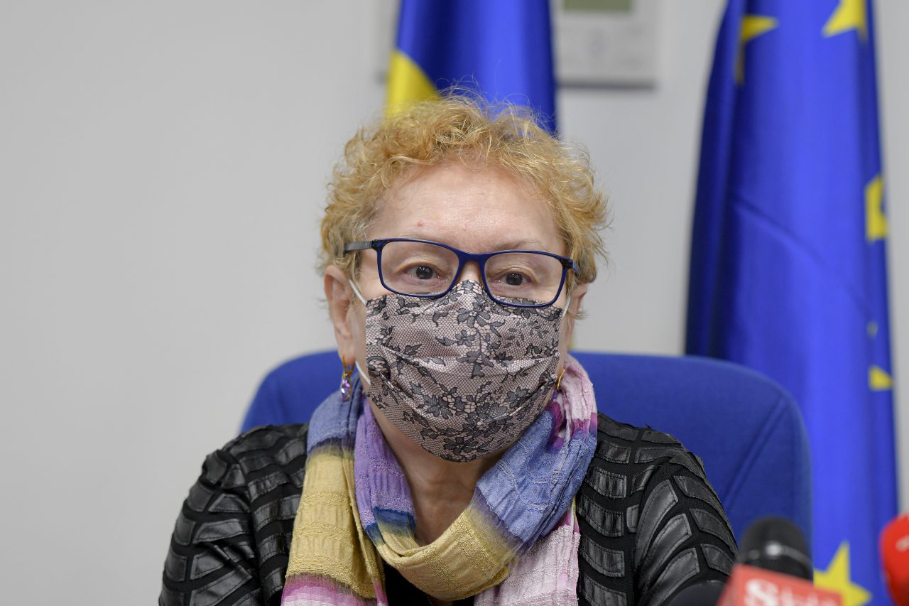 Avocatul Poporului critică excluderea românilor nevaccinați de la majoritatea activităților. Renate Weber: „Înseamnă, într-adevăr, discriminare!”