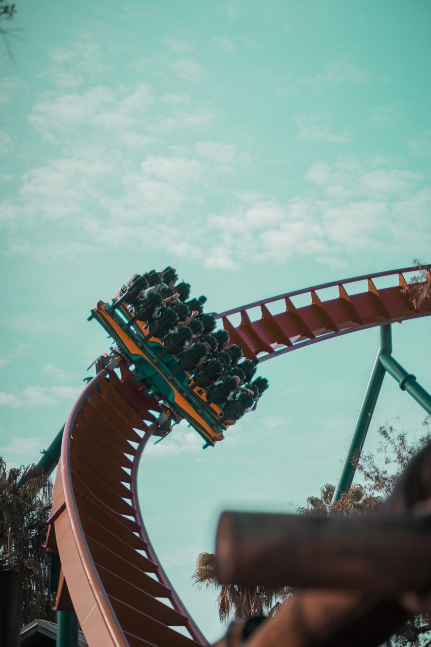 O femeie a murit într-un rollercoaster din SUA