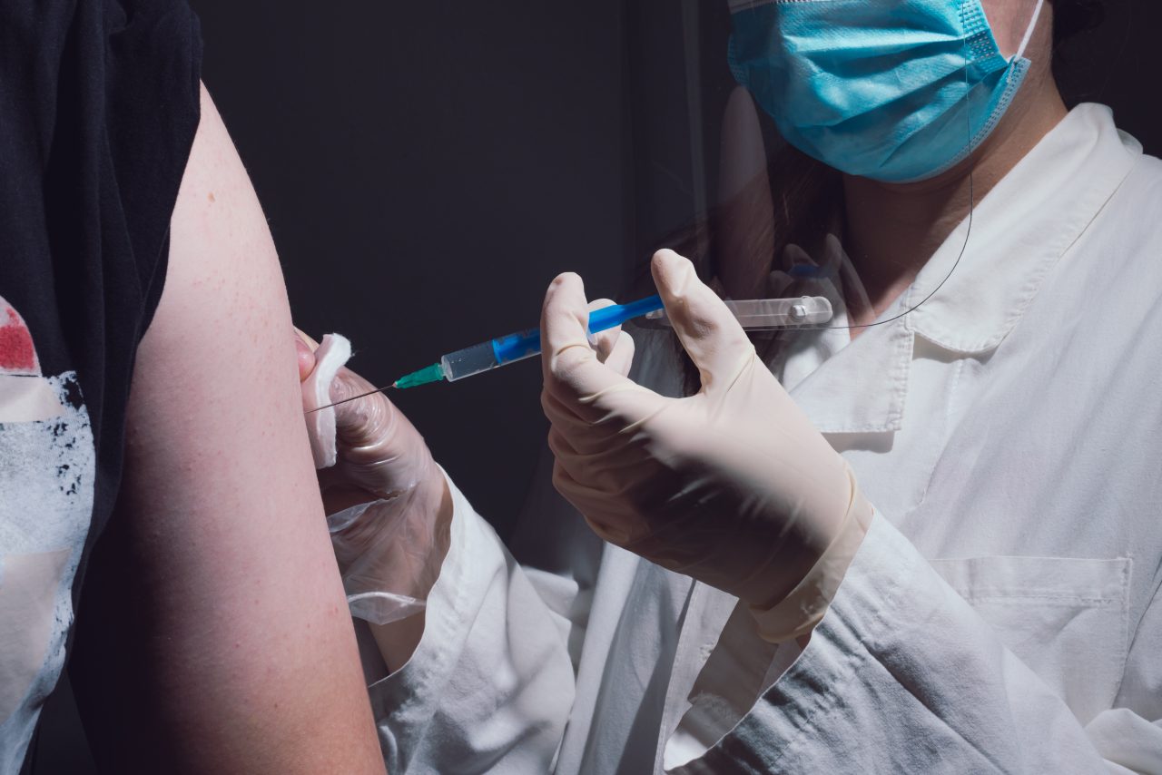 Aplicația care identifică principalele cinci simptome dacă te îmbolnăvești de COVID după ce te-ai vaccinat