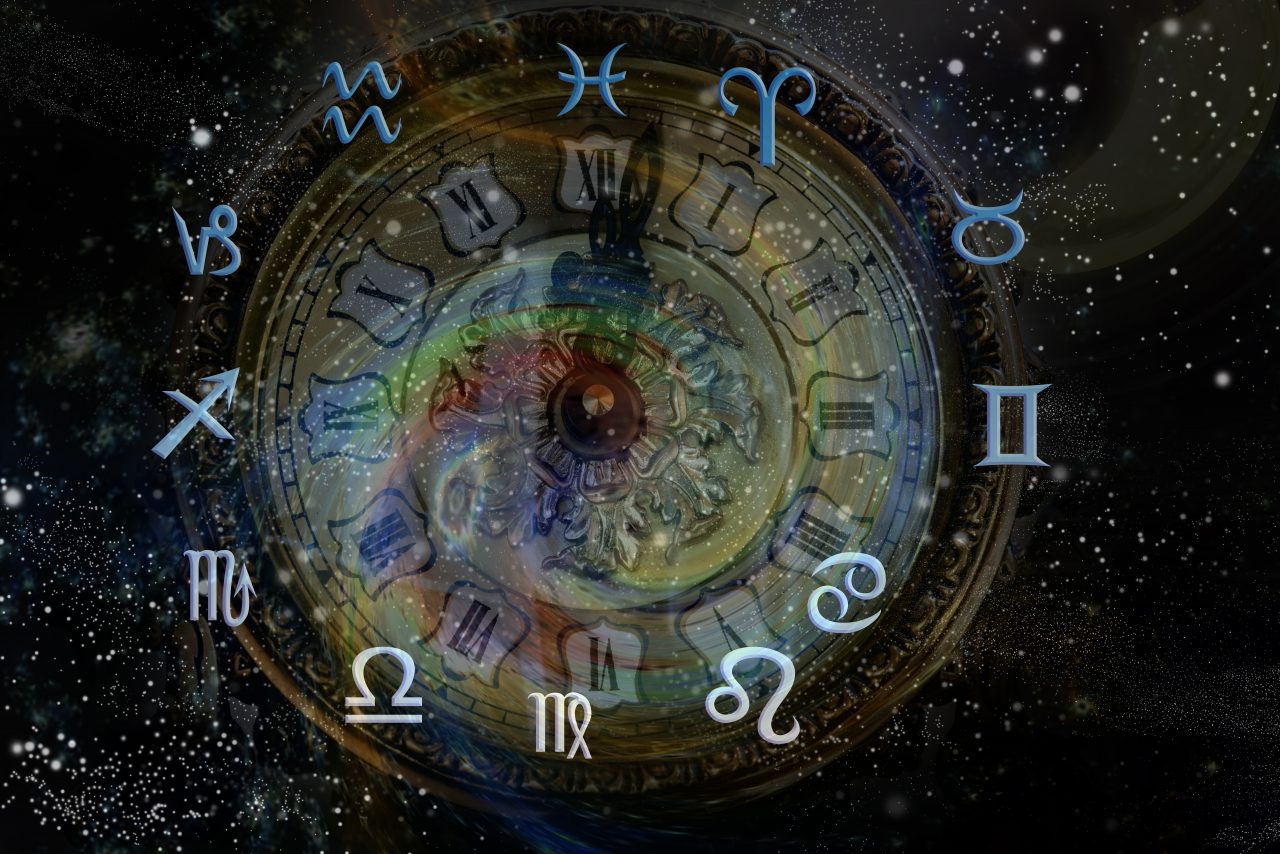 Horoscop zilnic: Horoscopul zilei de 28 iunie 2021. Vărsătorii se simt bine în pielea lor