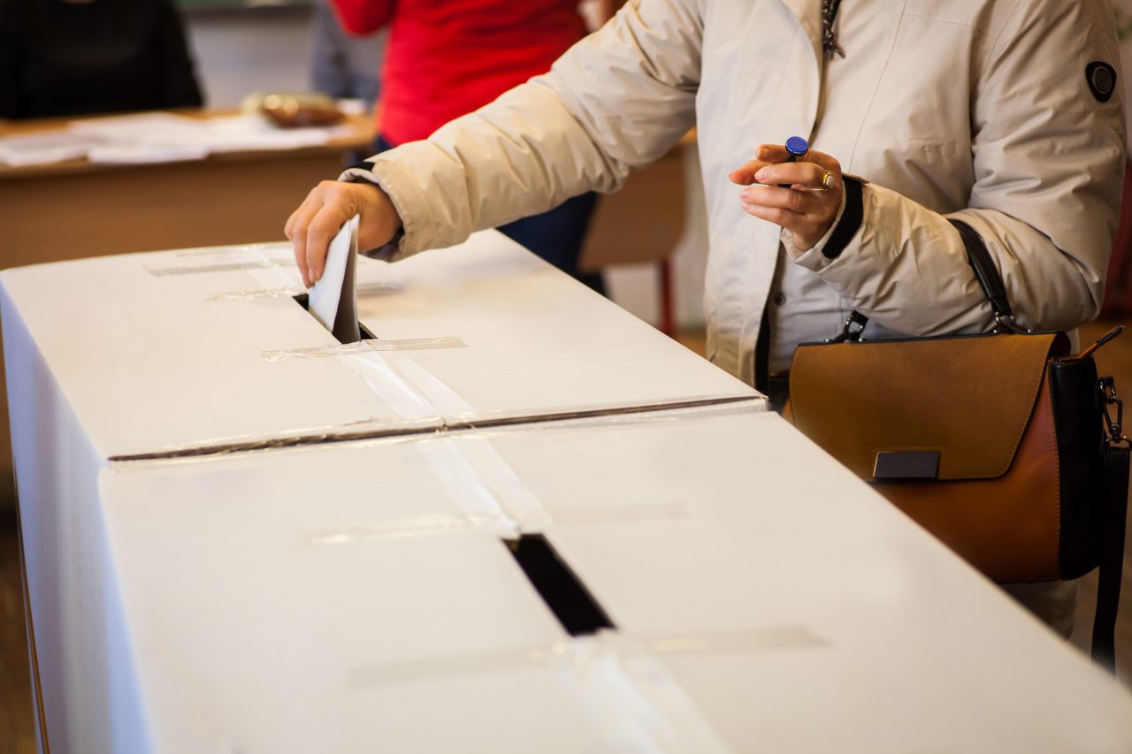 Începe campania electorală pentru alegerile locale parțiale. Când are loc scrutinul