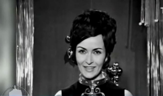 Cum arată acum Sanda Țăranu, una dintre cele mai apreciate crainice TV. Are 82 de ani și a fost îndrăgită de generații de români