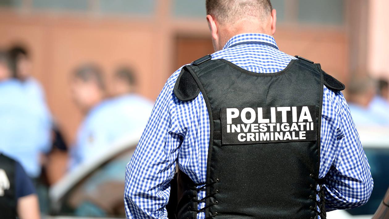Fetița de doi ani din Galați, ucisă în bătaie de tatăl ei. Copilul avea ficatul rupt și hemoragie abdominală