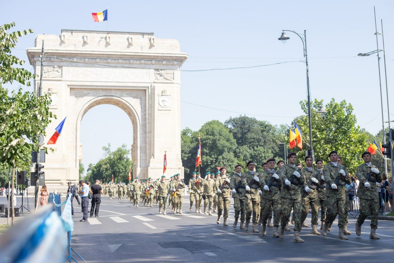 Repetiție finală pentru ceremonia militară organizată de MApN cu ocazia încheierii misiunii Armatei României în Afganistan (FOTO-VIDEO)