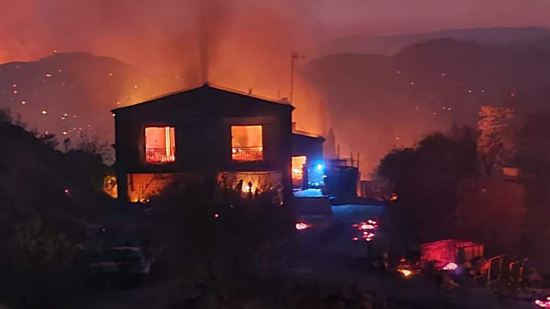 Incendii devastatoare în Grecia: Patru sate au fost evacuate