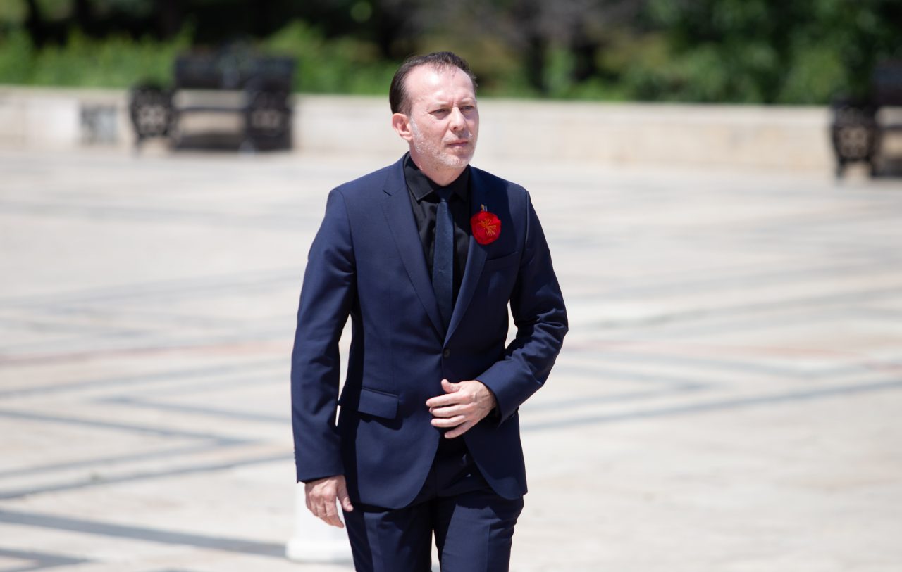 Florin Cîțu: Nu am fost pe litoral, dar promit că vara asta merg la Vama Veche