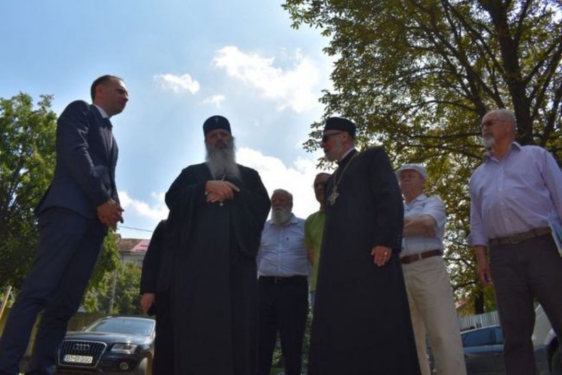 Mitropolitul Teofan al Moldovei: Părinții Ilie Cleopa, Paisie Olaru și Dionisie de la Colciu, propuși spre canonizare
