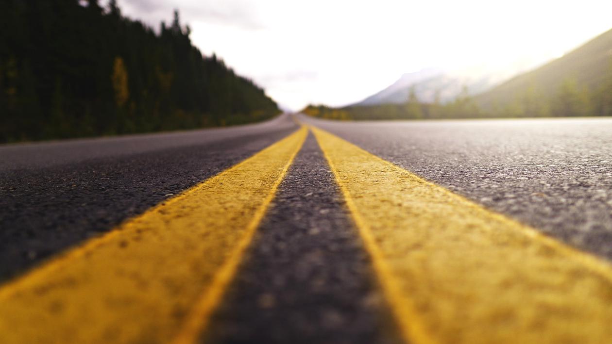 Trafic restricționat pe timpul nopții pe două autostrăzi din România