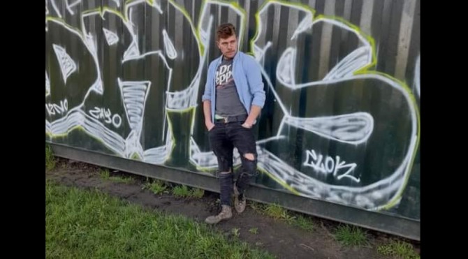 Român dispărut pe Aeroportul Luton. Venise în Londra din Bacău