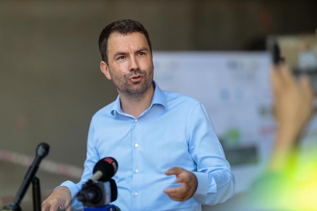 UPDATE | Congresul USR a validat alegerea lui Cătălin Drulă în funcţia de preşedinte al partidului