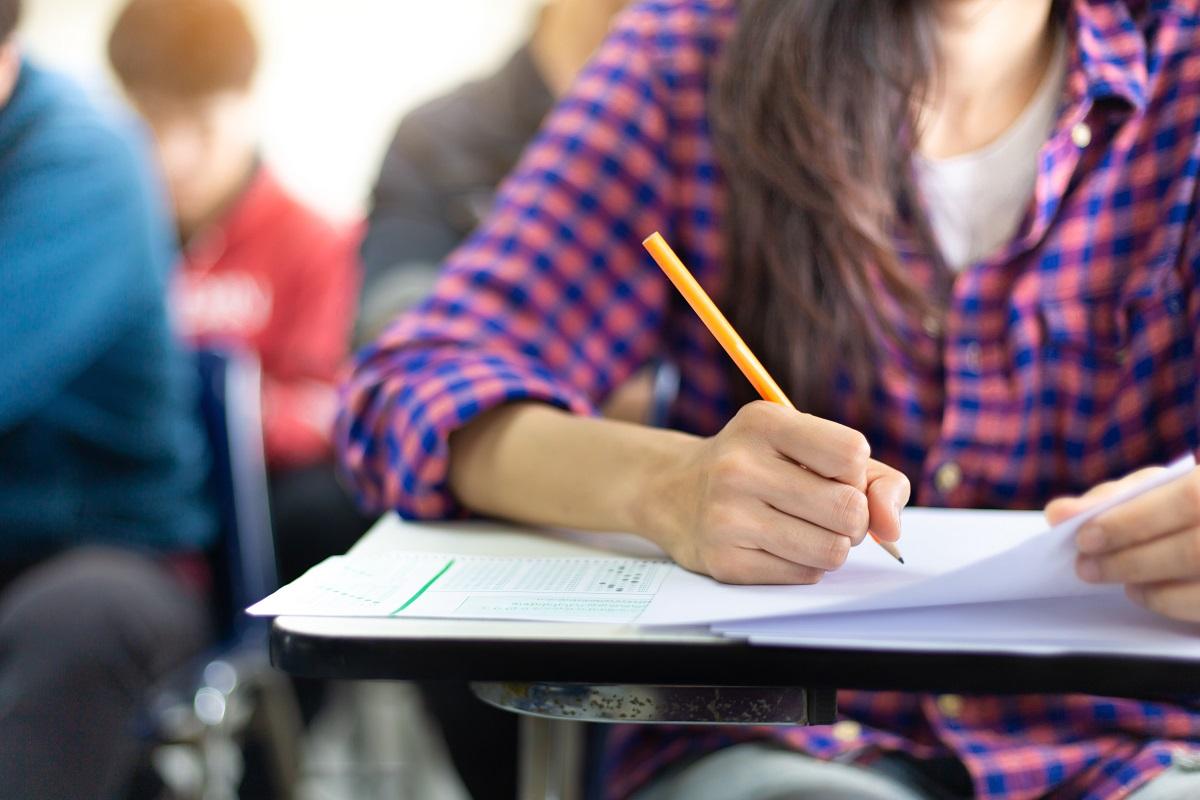 Ce reacție a avut eleva care a primit 3 la Evaluarea Națională. Mama ei a povestit totul: „Fetiţa repeta într-una «Asta nu e nota mea!»”