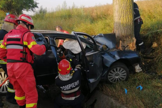 Accident grav, cu trei morți și un rănit, în județul Bacău