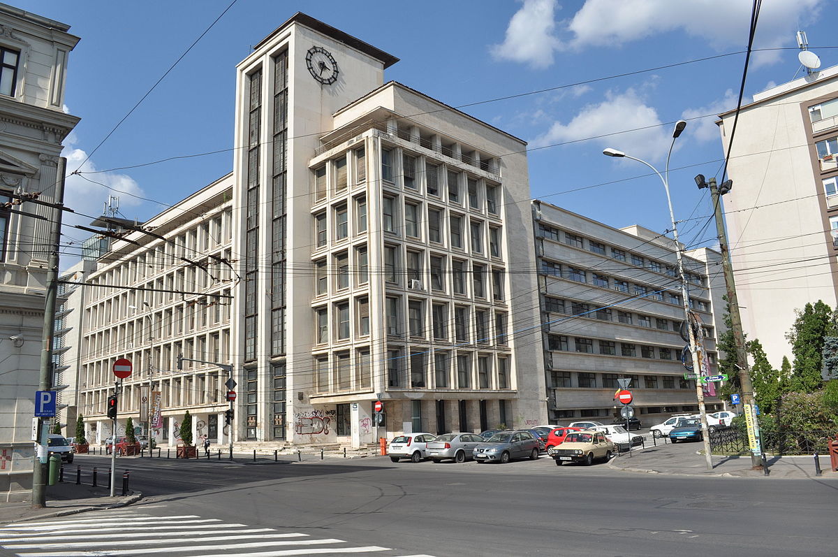 Un director în Ministerul Economiei a murit, subit, la serviciu. Polițiștii au deschis un dosar de moarte suspectă