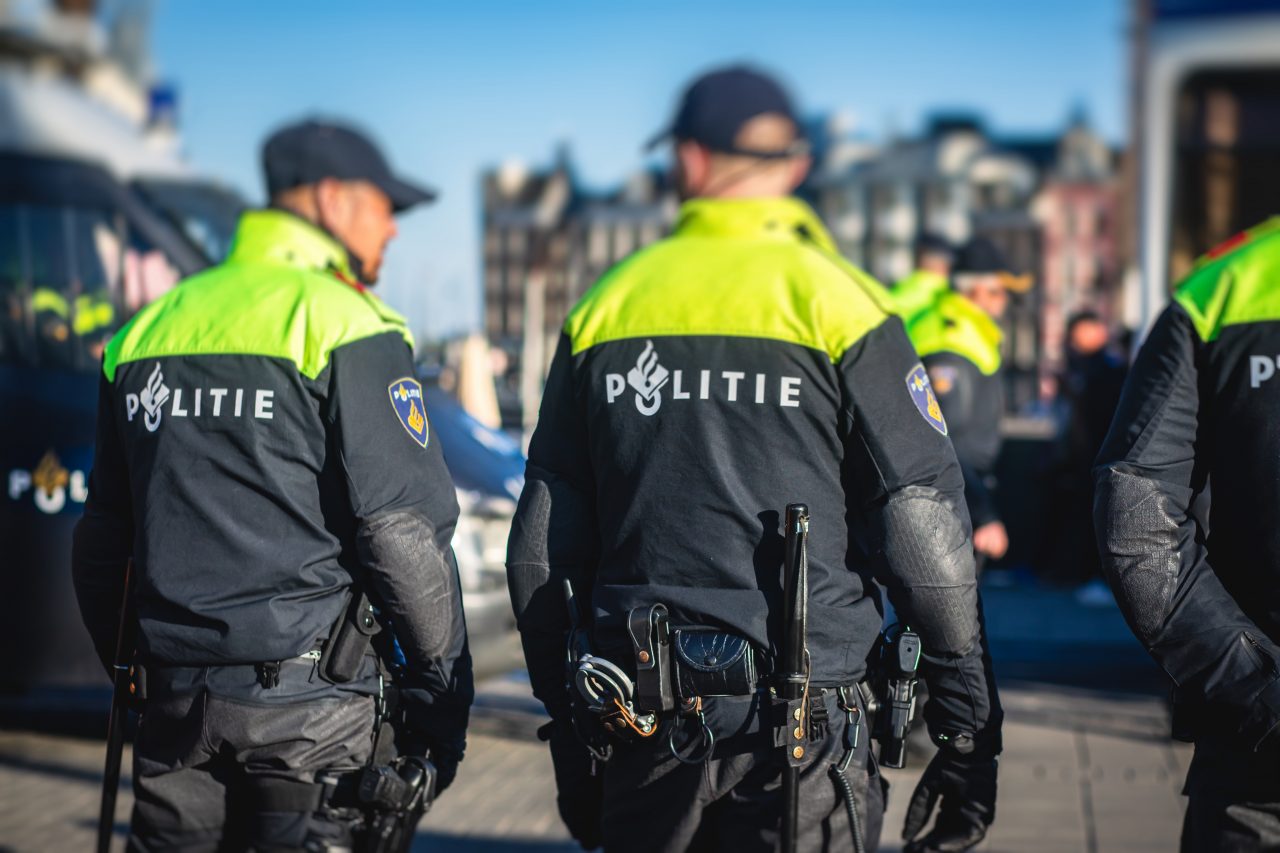 Un jurnalist olandez de investigaţii a fost împuşcat pe o stradă din Amsterdam