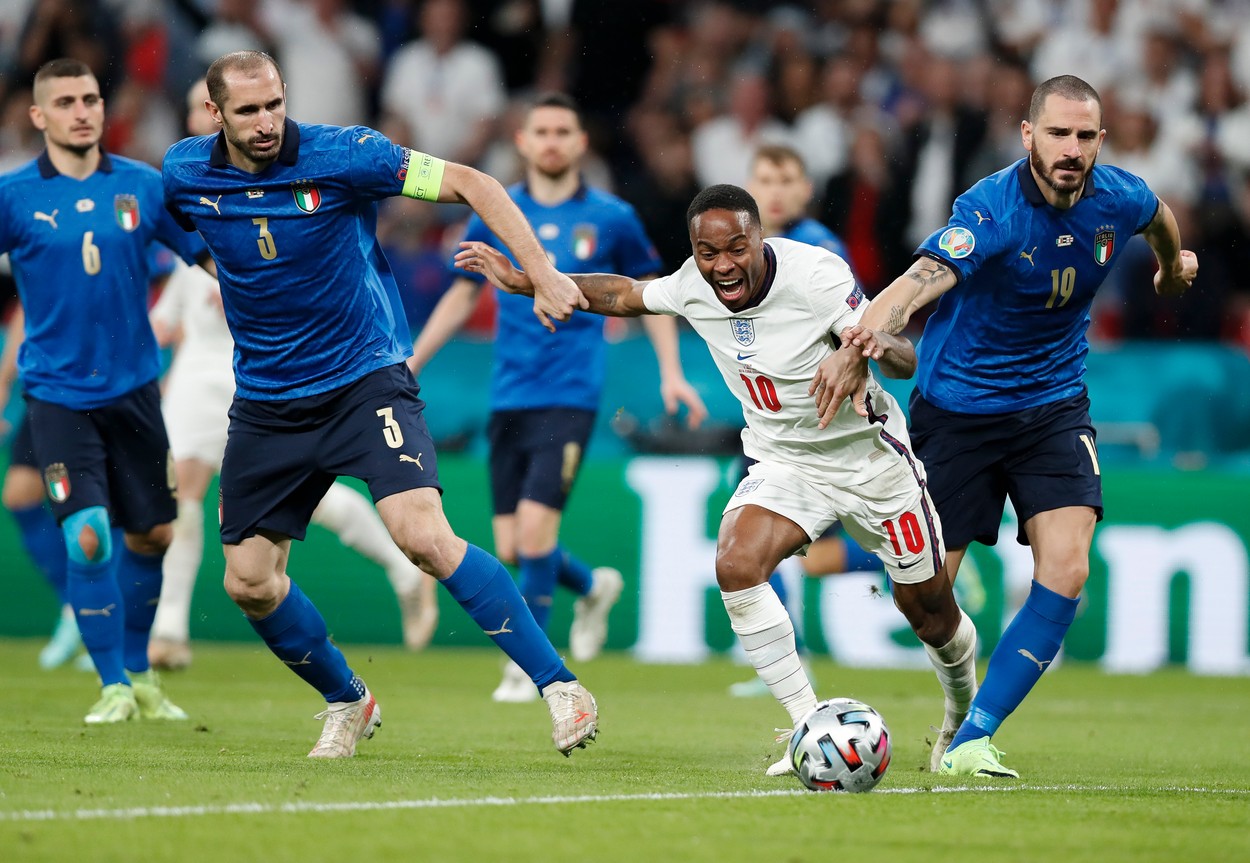 UEFA, acuzată că a ignorat pericolul reprezentat de pandemie la EURO 2020. Expert german: „UEFA este responsabilă pentru morțile provocate de abordarea sa ignorantă”
