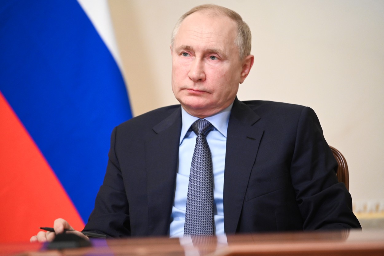 Vladimir Putin ia în considerare un război nuclear. Liderul de la Kremlin a comandat două aeronave speciale