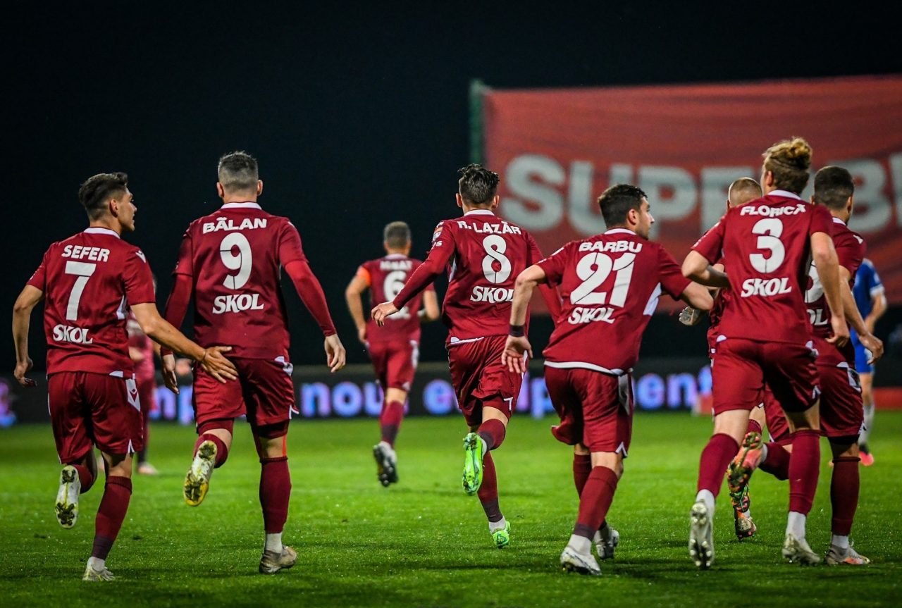 Cine este fotbalistul din Liga 1 care a luat 10 pe linie la Bacalaureat. Joacă la Rapid
