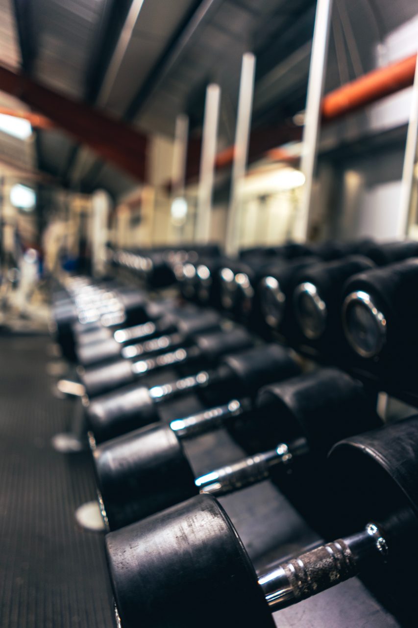 Exercițiile fizice fac vaccinurile anti-COVID-19 mai eficiente. Care este legătura dintre Covid-19 și practicarea sportului