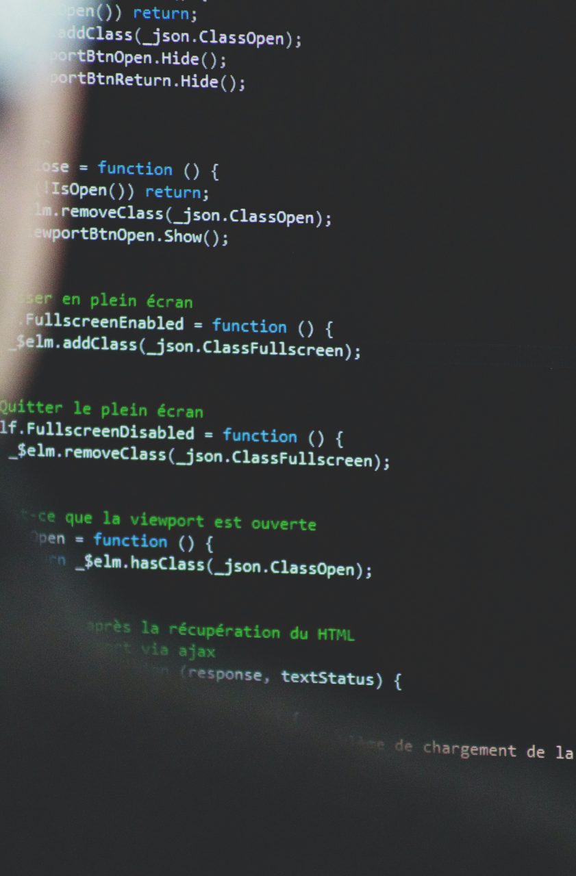 Hackerii din Rusia lansează un atac cibernetic împotriva a cel puțin 200 de companii americane