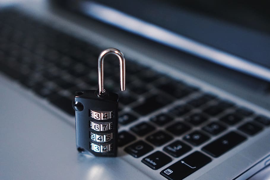 Hackeri români minează criptomonede folosind dispozitivele victimelor din toată lumea